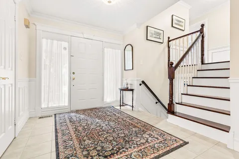 46 Wadsworth Circle, ON L6Z 1W7