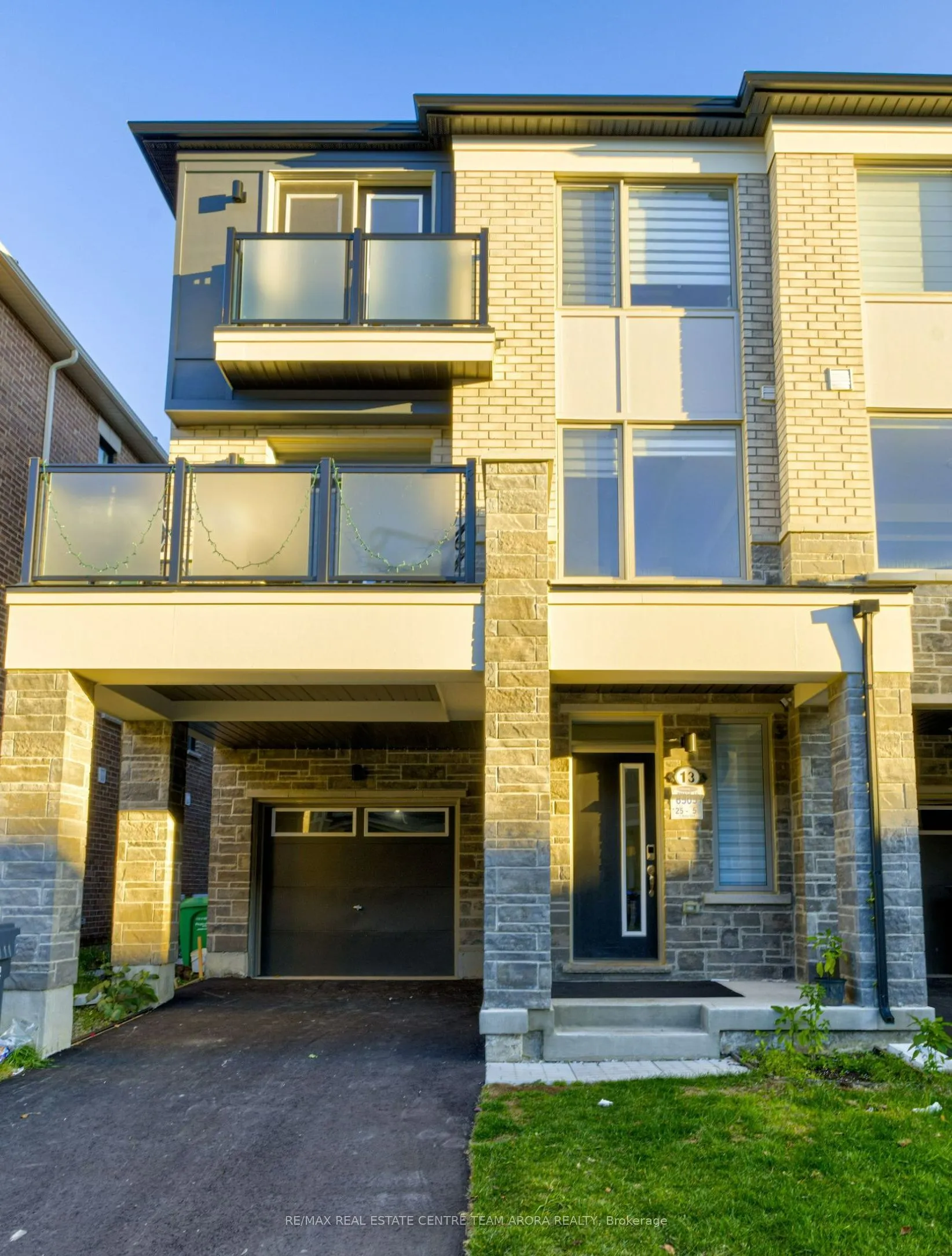 13 Melmar Street, ON L7A 5K3