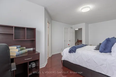 3976 Freeman Terrace, ON L5M 6R1