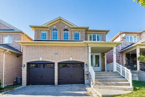 1581 Portsmouth Place, ON L5M 7W2