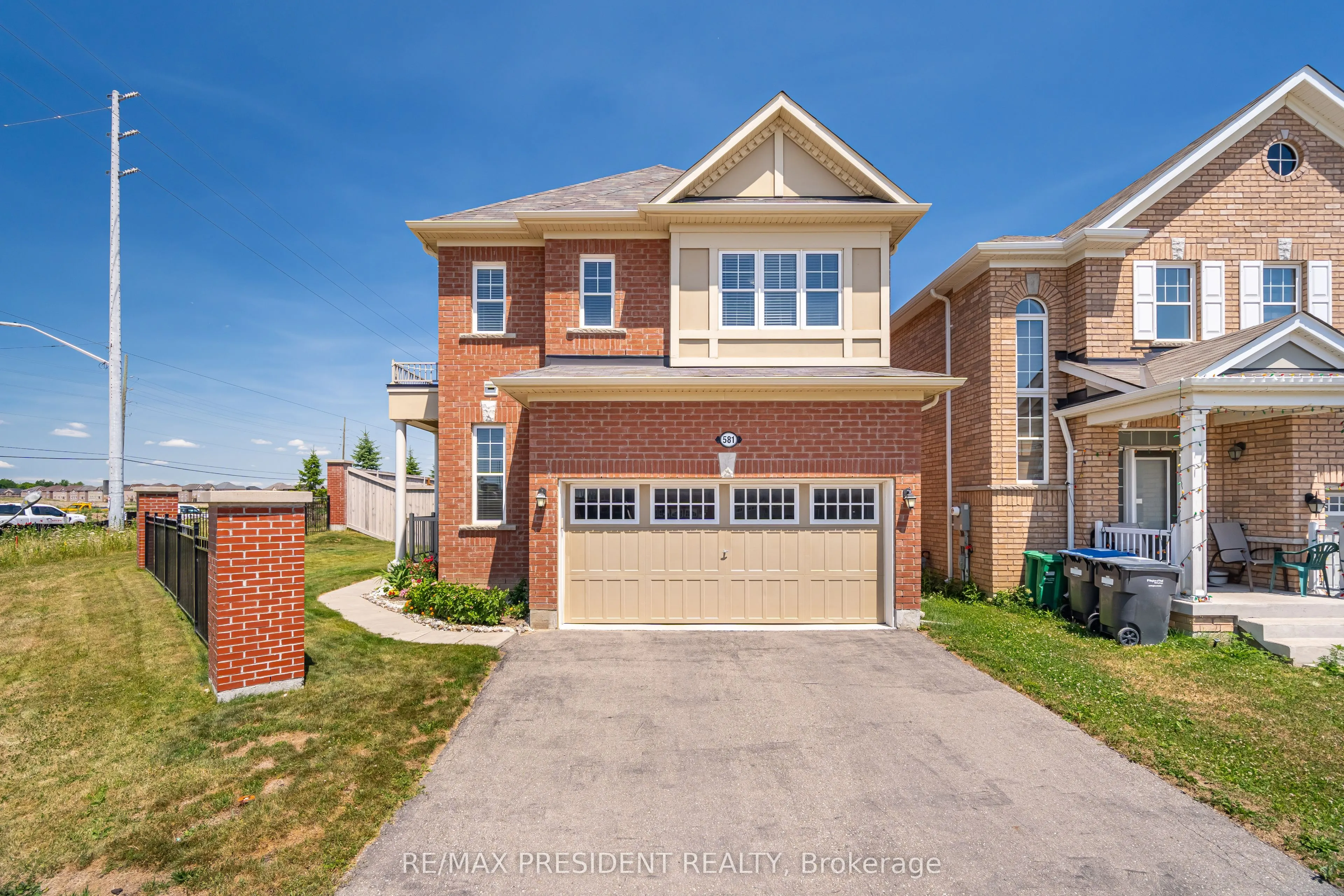 581 Edenbrook Hill Drive, ON L7A 4T4