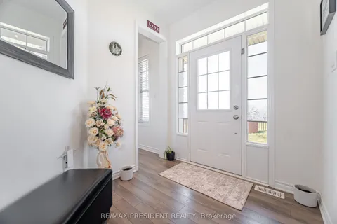 581 Edenbrook Hill Drive, ON L7A 4T4