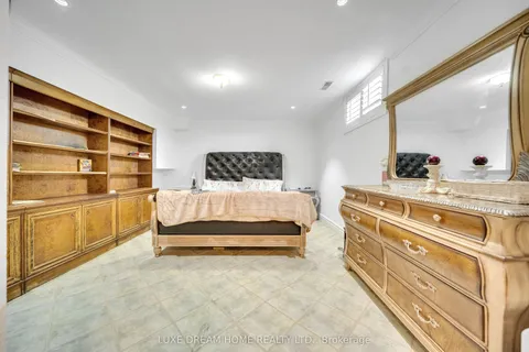 3006 Lower Base Line, ON L9T 2X5