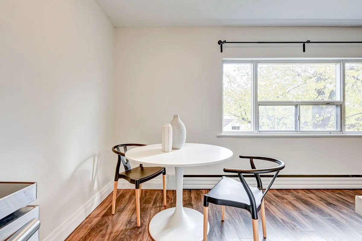 40 Cavell Avenue, ON M8V 1P2