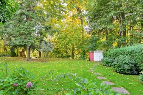 35 La Rush Drive, ON M9P 1S8