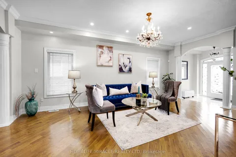 628 Twain Avenue, ON L5W 0A3