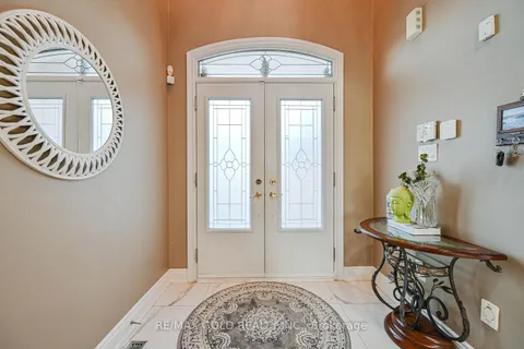 23 Yellow Pine Road, ON L6P 2E4