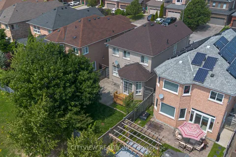 5842 Terrapark Trail, ON L5M 6S1