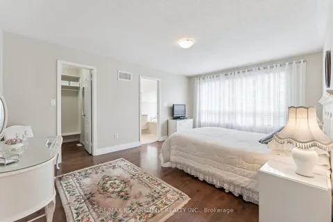 1650 Allan Crescent, ON L9T 5Z7