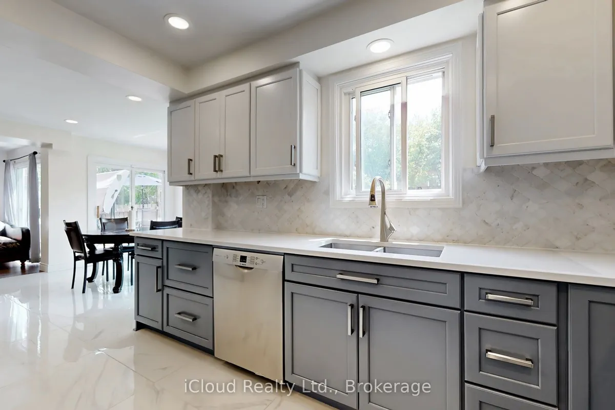 2088 Madden Boulevard, ON L6H 3L6