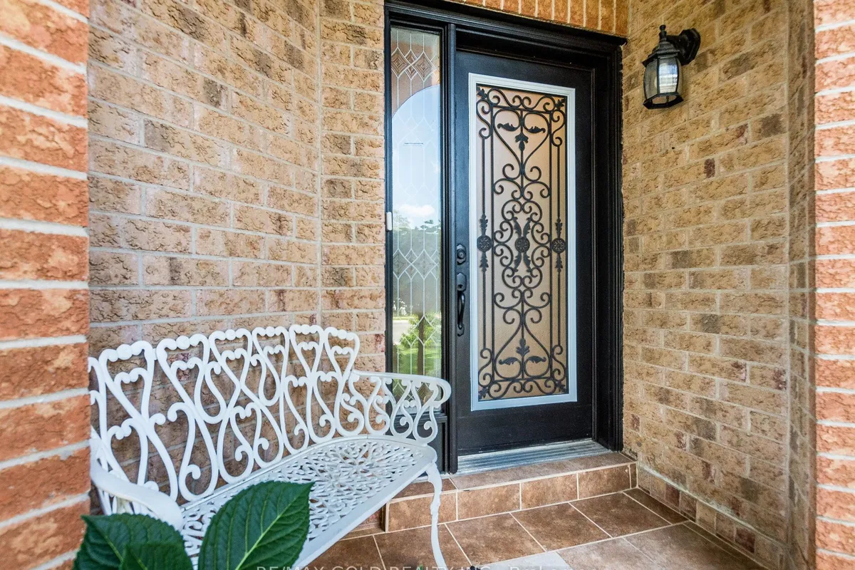 98 Springview Drive, ON L6X 4L1