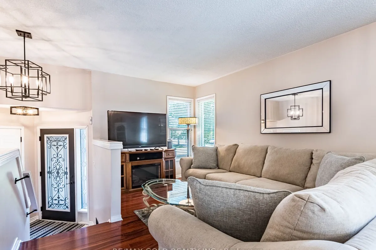 98 Springview Drive, ON L6X 4L1