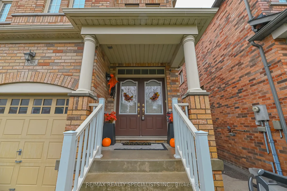 5505 Fudge Terrace, ON L5M 0M9