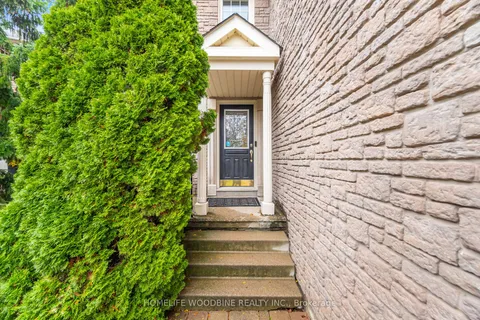 2546 Burnford Trail, ON L5M 5E3