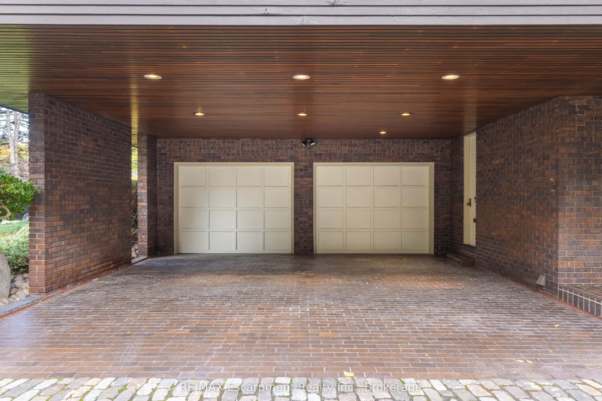 1168 Carey Road, ON L6J 2E4