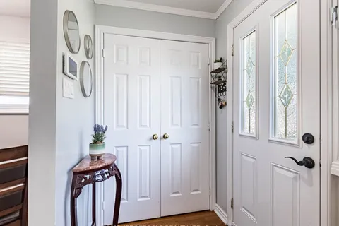 64 Geneva Crescent, ON L6S 1K9