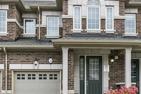 72 Finegan Circle, ON L7A 4Z8