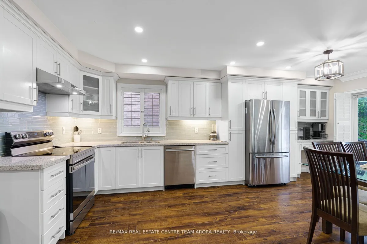 3 Sweet Briar Lane, ON L6Z 4V3