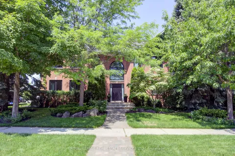 1079 Skyvalley Crescent, ON L6M 3L2