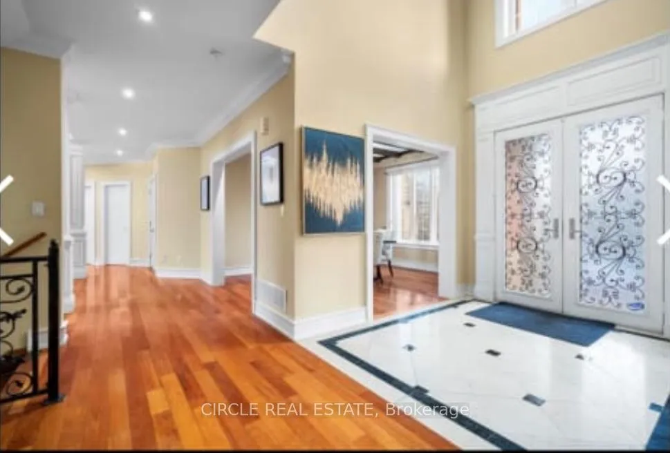 2489 Olinda Court, ON L5C 4P5