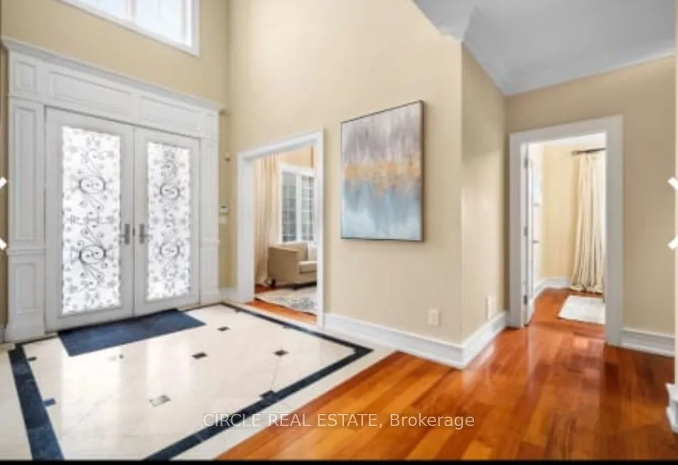 2489 Olinda Court, ON L5C 4P5