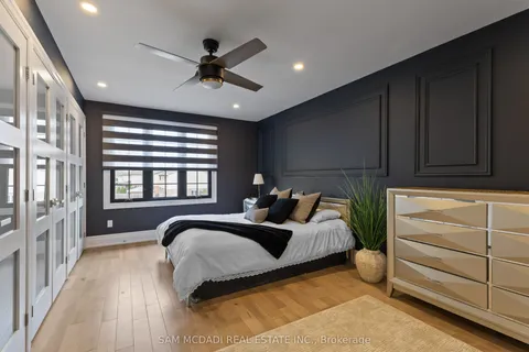 2284 Glastonbury Road, ON L7P 4C8