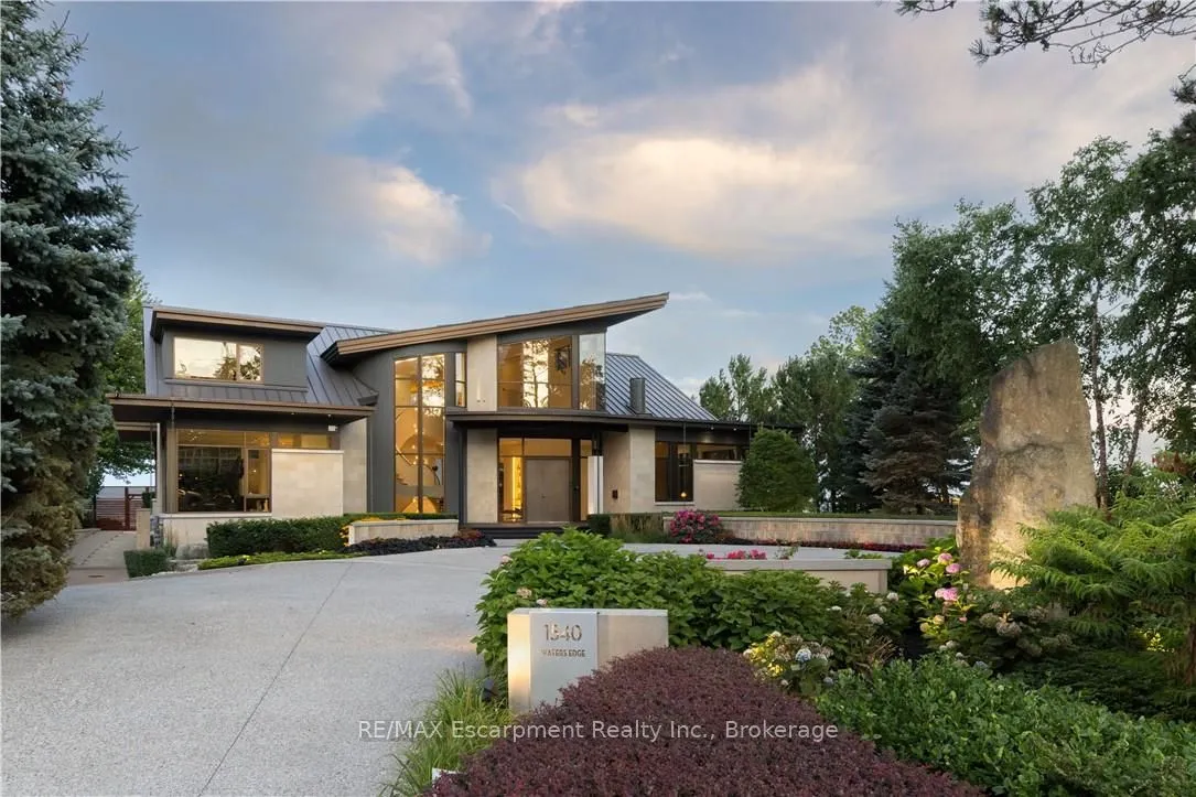 1540 WATERSEDGE Road, ON L5J 1A4