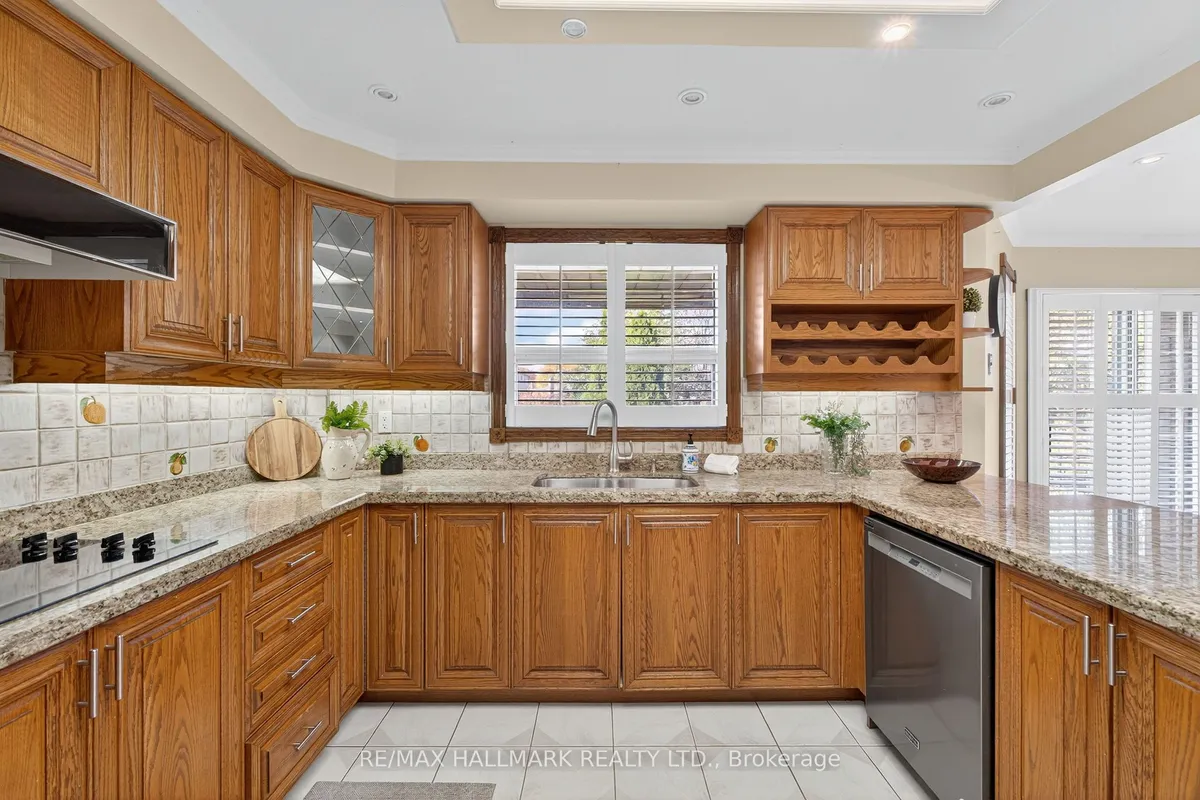 68 Sunset Trail, ON M9M 1J6