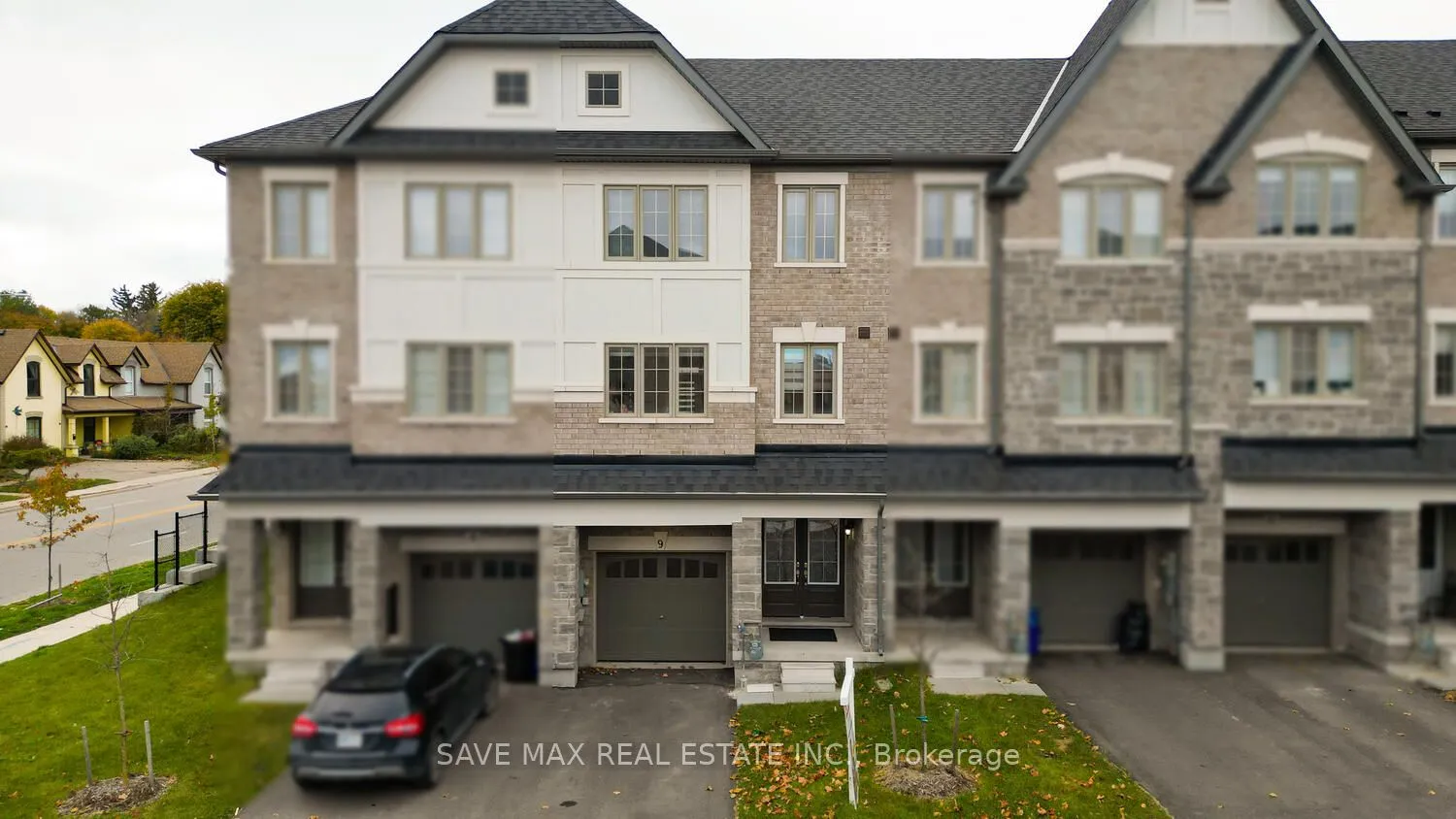 68 First Street, ON L9W 2E4