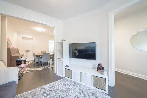 258 Weston Road, ON M6N 3P5