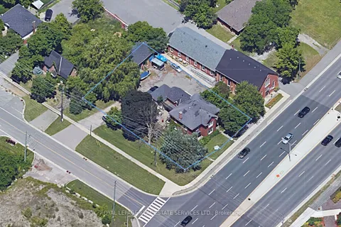 2527 Dundas Street, ON L6M 4J4