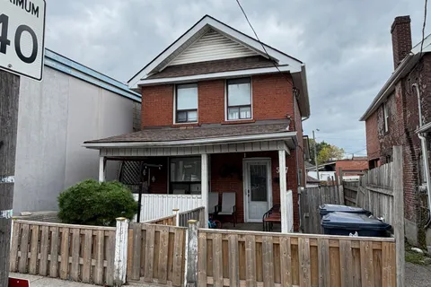 567 Rogers Road, ON M6M 1B7