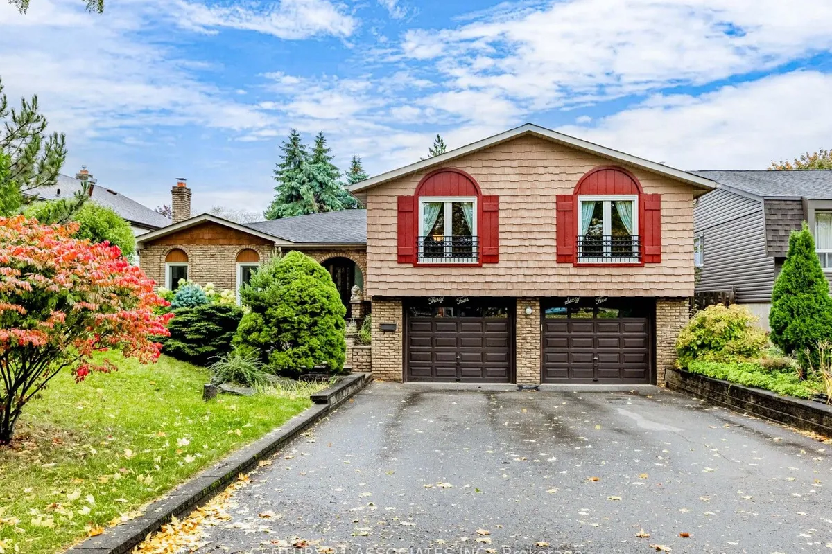 3465 Rubens Court, ON L7N 3K3