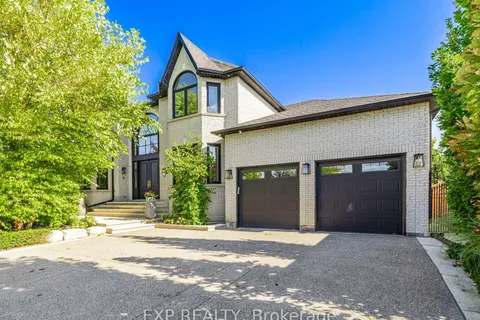 13 Bourdon Avenue, ON M6L 2Y7