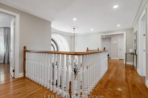 13 Bourdon Avenue, ON M6L 2Y7