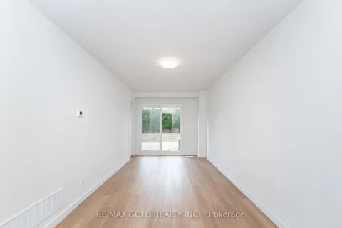 3309 Jolliffe Avenue, ON L4T 1V6