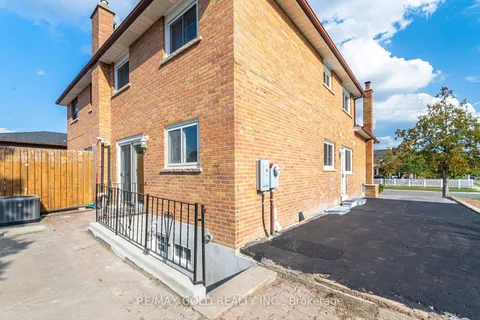 3309 Jolliffe Avenue, ON L4T 1V6