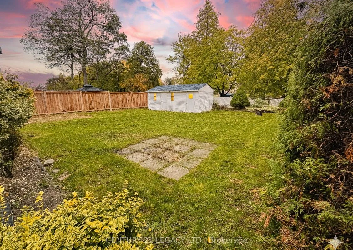 26 Epsom Downs Drive, ON L6T 1Y8