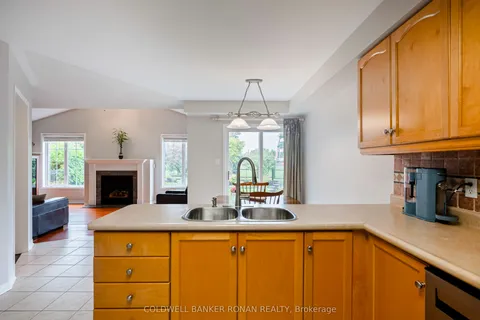 44 Baccarat Crescent, ON L7A 1K7