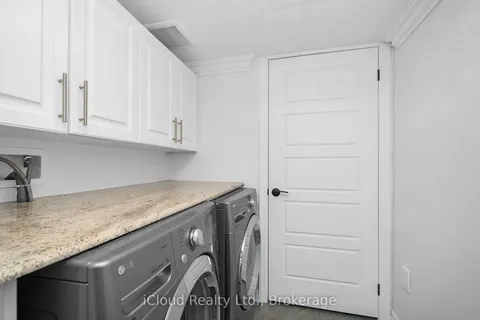 1000 Asleton Boulevard, ON L9T 9L2