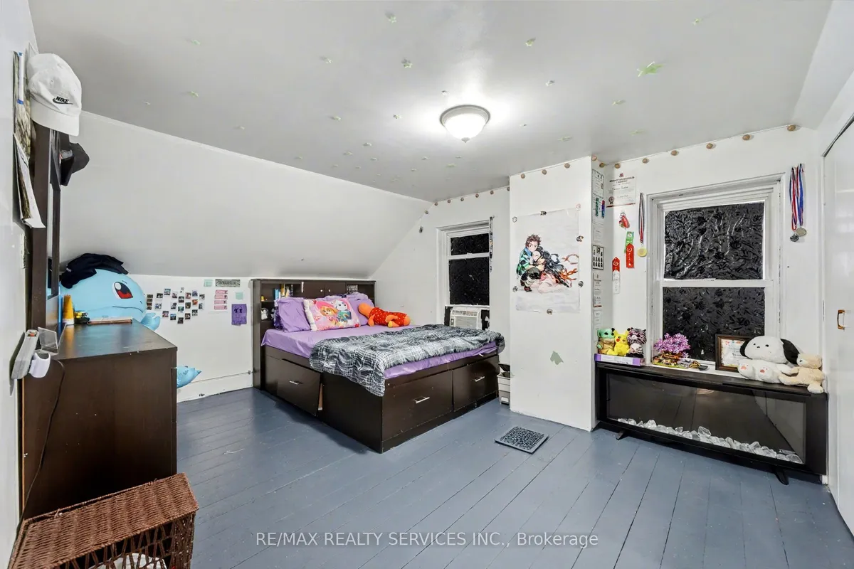 11889 Fourth Line, ON L7J 2M1