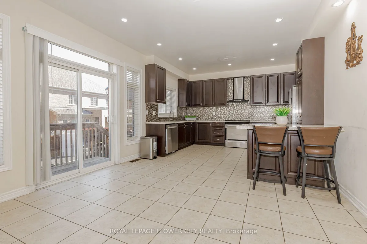 49 Squire Ellis Drive, ON L6P 4C2