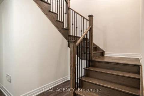 66 Merlin Street, ON L6H 0Z4