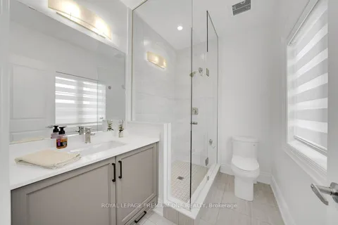 79 Amos Drive, ON L7E 4L7