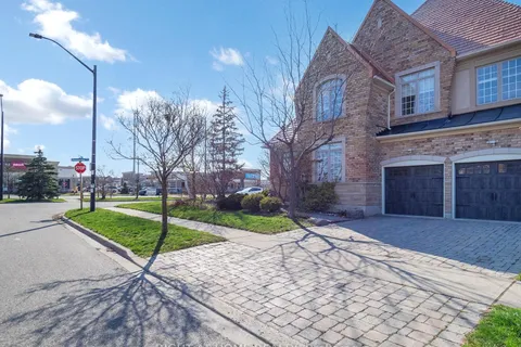 3585 Stonecutter Crescent, ON L5M 7N7