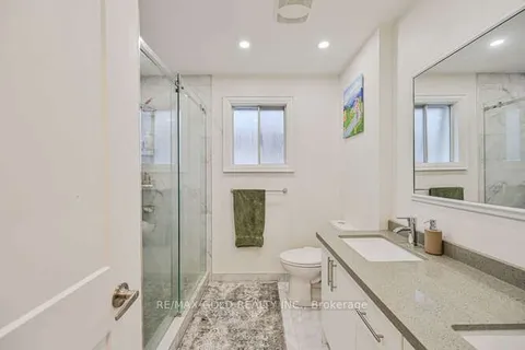 105 Skegby Road, ON L6V 2T8