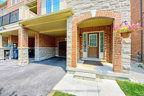 25 Haymarket Drive, ON L7A 5C3