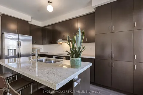 64 Batiste Trail, ON L7G 0H2