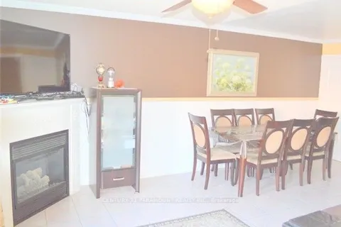 641 Macbeth Heights, ON L5W 1E5