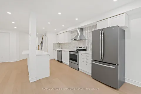 1130 Westview Terrace, ON L6M 3M1